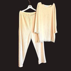 Vintage Blair Boutique 2 piece sweater and pull on pants matching set high waist